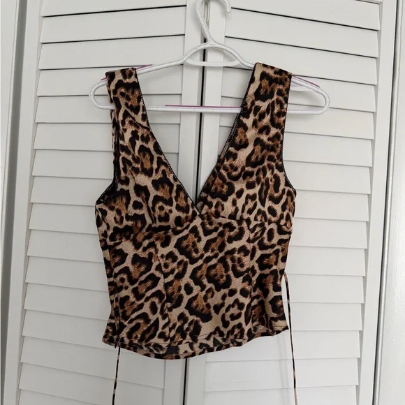 NWOT NIA Celia Top - Picture 6 of 7